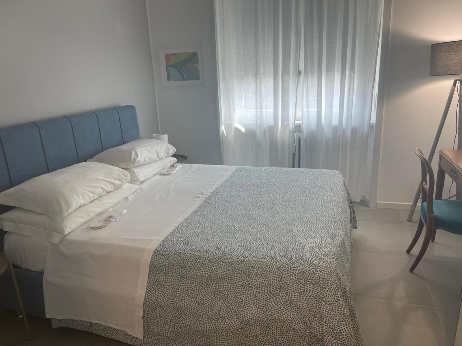 Centre Porta Romana With Free Parking Garage - Newly Cozy 2 Bedrooms With 2 Bathrooms Living Fully Equipped Kitchen And Washing Machine Smart Tv - Subway Metro 3 Stops To Duomo Milano